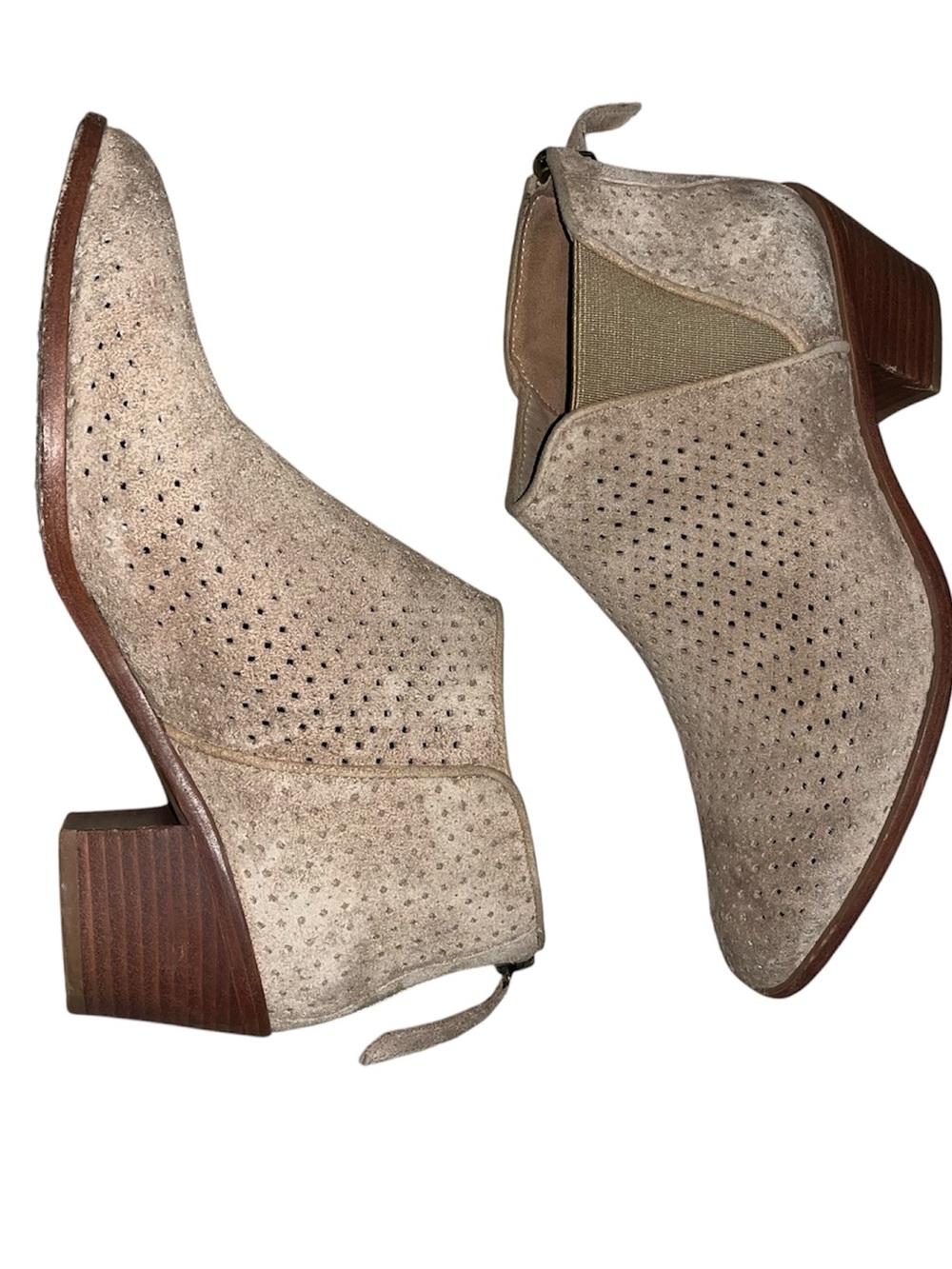 H.S. Trask Tisha Perforated Suede Ankle Booties Size 6.5M - Picture 7 of 10